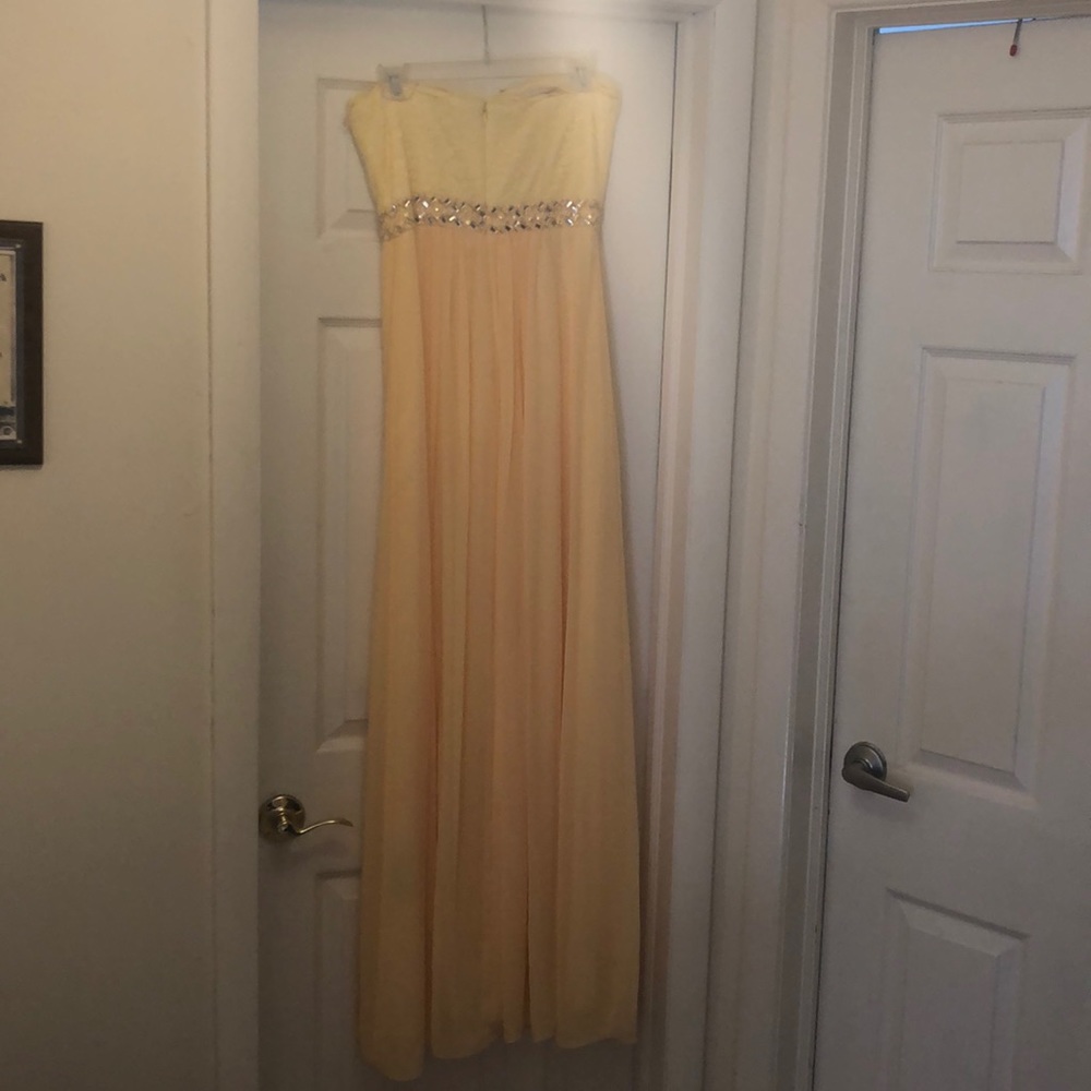 Yellow long dress - Picture 2 of 2